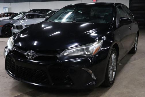 Attitude Black 2015 Toyota Camry SE