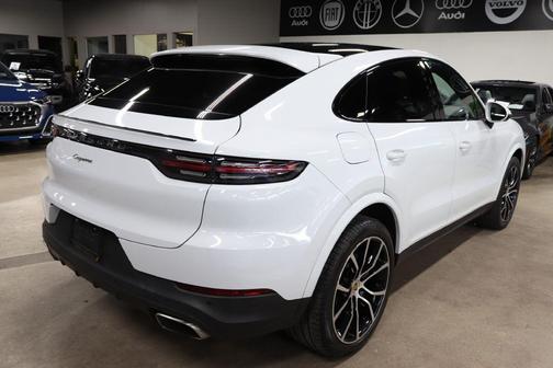 2022 Porsche Cayenne Cayenne