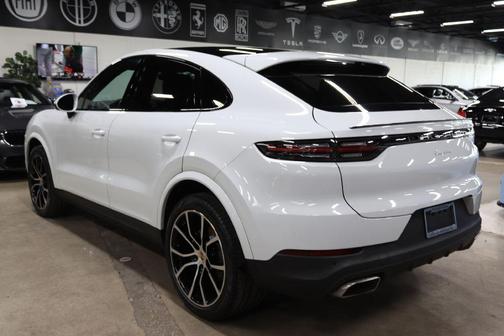 2022 Porsche Cayenne Cayenne