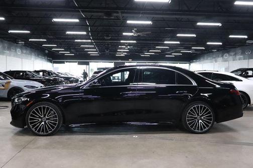 Black 2022 Mercedes-Benz S-Class 4MATIC