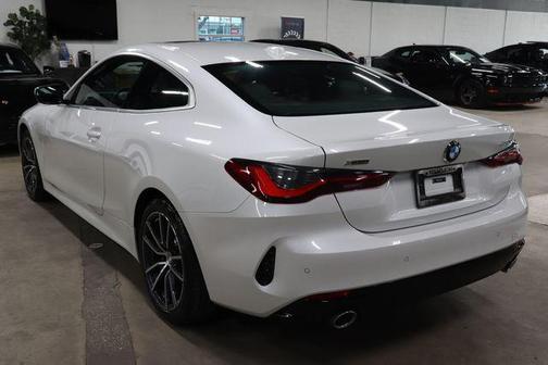White Metallic 2026 BMW 430 i xDrive