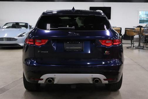 2019 Jaguar F-PACE S
