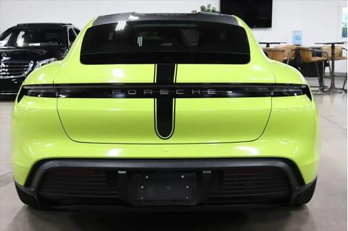 2022 Porsche Taycan Base