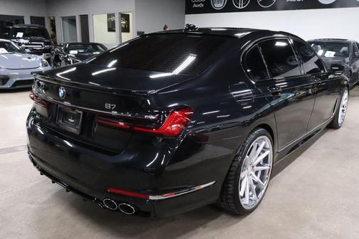 2022 BMW ALPINA B7 xDrive