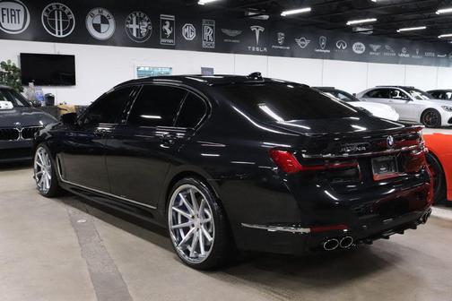 2022 BMW ALPINA B7 xDrive
