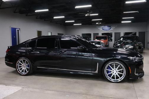 2022 BMW ALPINA B7 xDrive