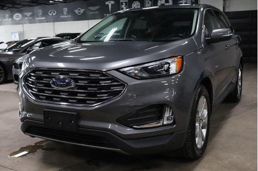 Carbonized Gray Metallic 2023 Ford Edge Titanium