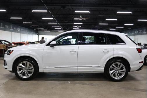 2021 Audi Q7 55 Premium Plus