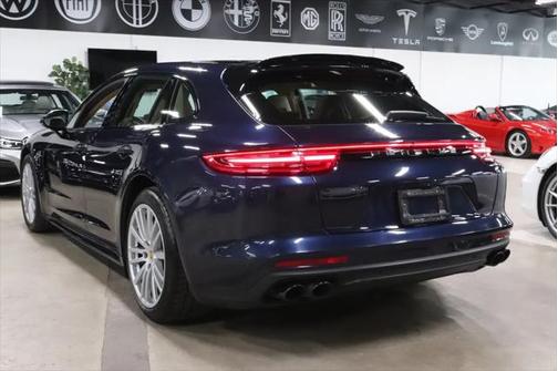 2018 Porsche Panamera Sport Turismo 4