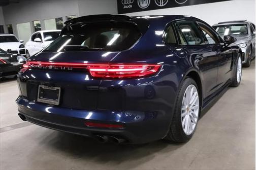 2018 Porsche Panamera Sport Turismo 4