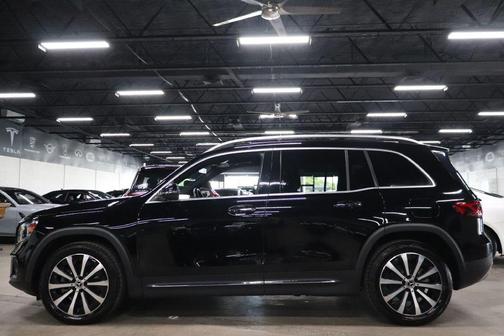 BLACK 2020 Mercedes-Benz GLB 250 Base