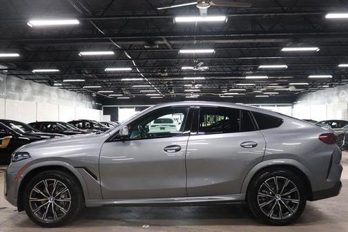 Gray Metallic 2026 BMW X6 xDrive40i