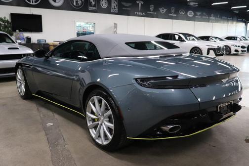 2019 Aston Martin DB11 Volante