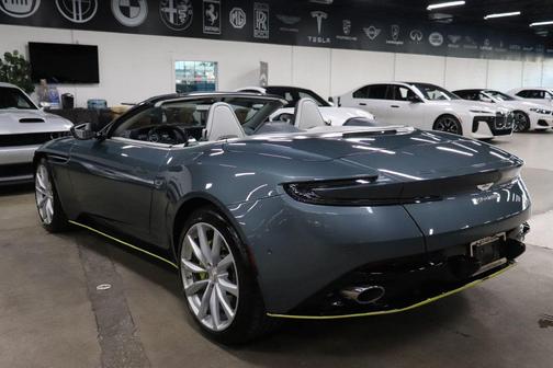 2019 Aston Martin DB11 Volante