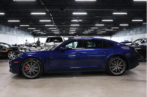 2020 Porsche Panamera Turbo