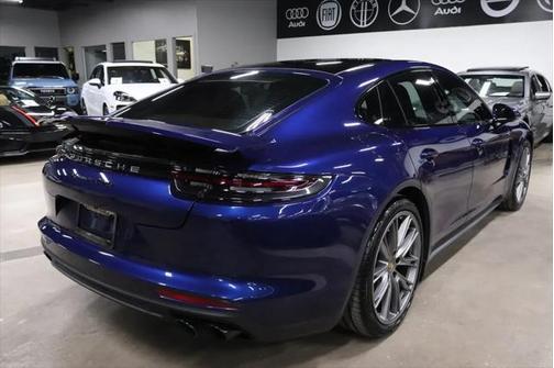 2020 Porsche Panamera Turbo