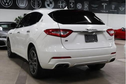 2017 Maserati Levante Base