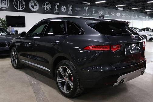 2017 Jaguar F-PACE S