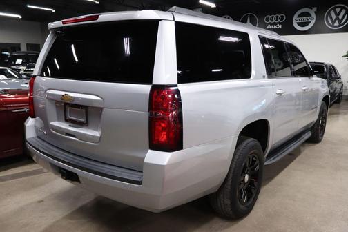 2020 Chevrolet Suburban LT