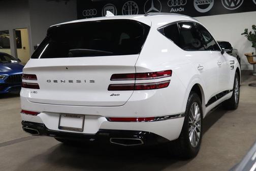 WHITE 2024 Genesis GV80 Base