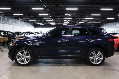 2017 Jaguar F-PACE 35t R-Sport