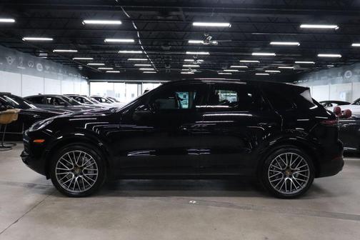 2021 Porsche Cayenne Cayenne