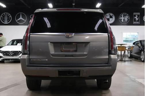 2017 Cadillac Escalade ESV Platinum