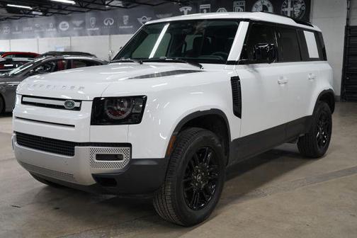 2025 Land Rover Defender 110 P300