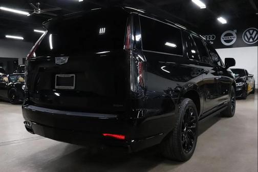 2022 Cadillac Escalade ESV Sport Platinum