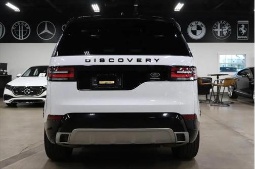 2020 Land Rover Discovery Landmark Edition
