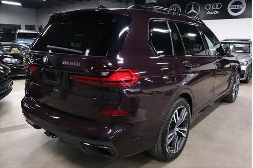 2022 BMW X7 M50i