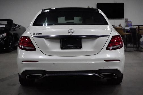 WHITE 2018 Mercedes-Benz E-Class E300
