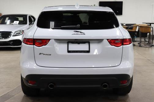 2019 Jaguar F-PACE PRESTIGE