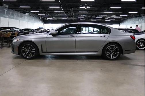 2022 BMW 750 i xDrive