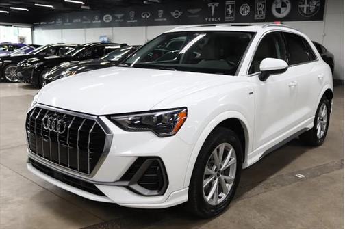 2021 Audi Q3 45 S line Premium