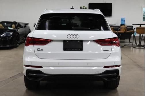 2021 Audi Q3 45 S line Premium