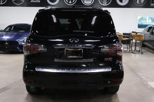 2017 INFINITI QX80 Limited