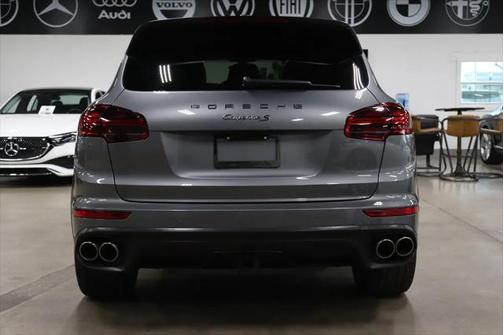 2018 Porsche Cayenne S