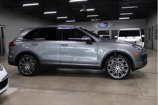 2018 Porsche Cayenne S