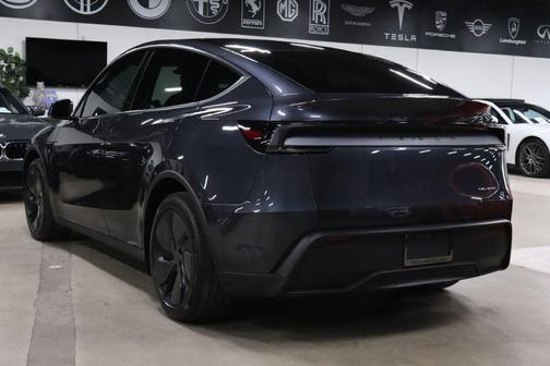 2026 Tesla Model Y 