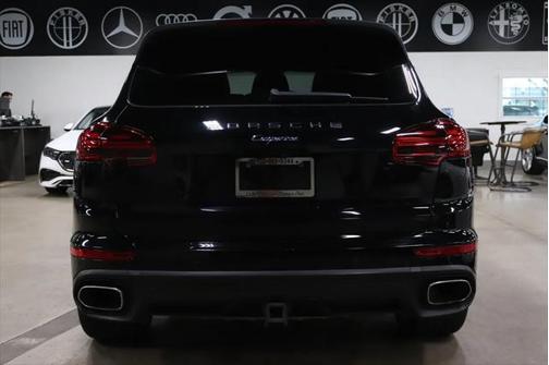 2017 Porsche Cayenne Platinum Edition
