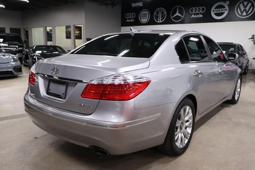 2010 Hyundai Genesis 3.8