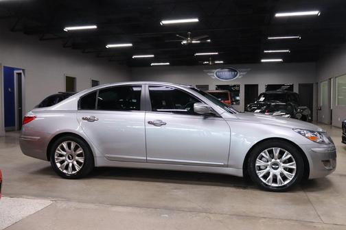2010 Hyundai Genesis 3.8