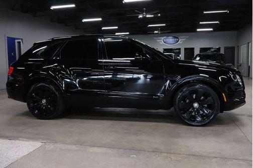 Black 2020 Bentley Bentayga V8