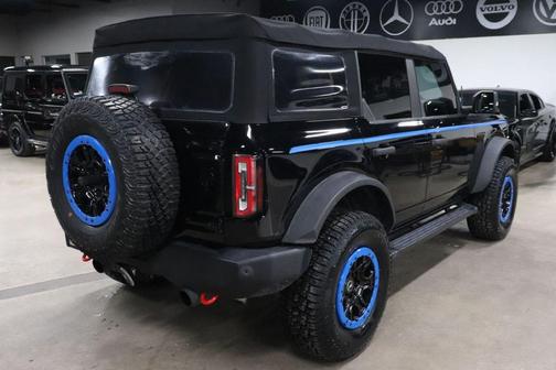 Shadow Black 2022 Ford Bronco Wildtrak