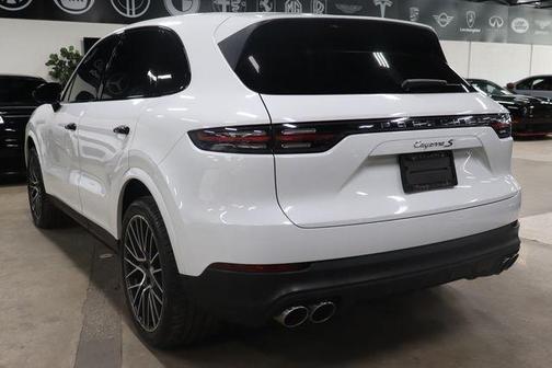 White 2019 Porsche Cayenne S