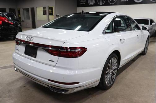Glacier White Metallic 2019 Audi A8 55