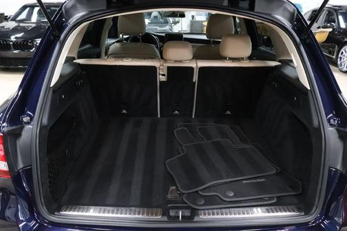 2016 Mercedes-Benz GLC 300 Base