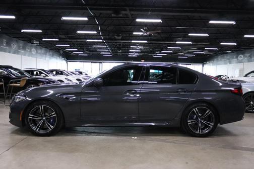 2022 BMW M5 Base