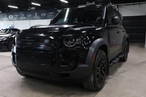 2020 Land Rover Defender 110 SE